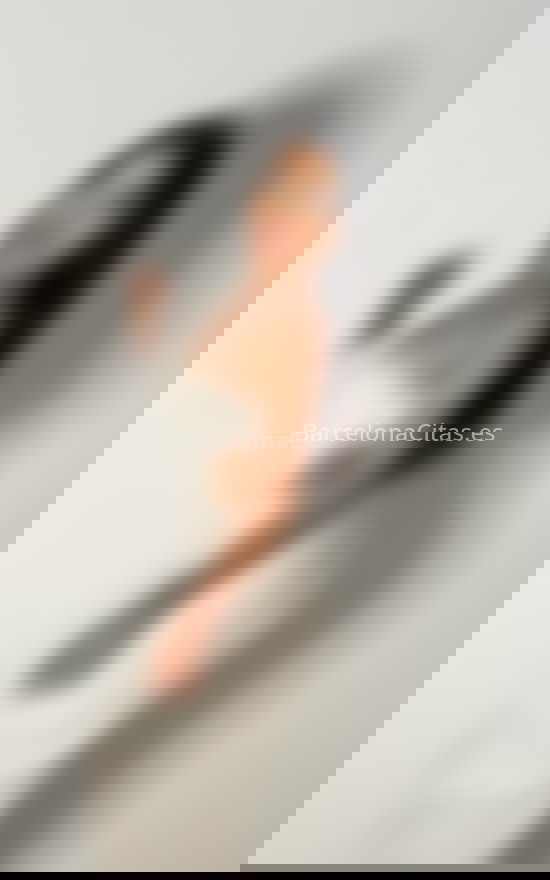 Nicol, jovencita colombiana. 643202573. Citas en BARCELONA, BARCELONA. www.barcelonacitas.es.