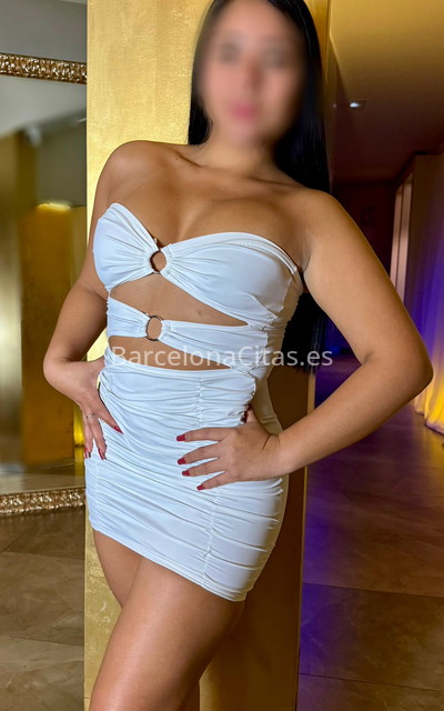Karina, jovencita peruana. 640942699. Citas en BARCELONA, BARCELONA. www.barcelonacitas.es.