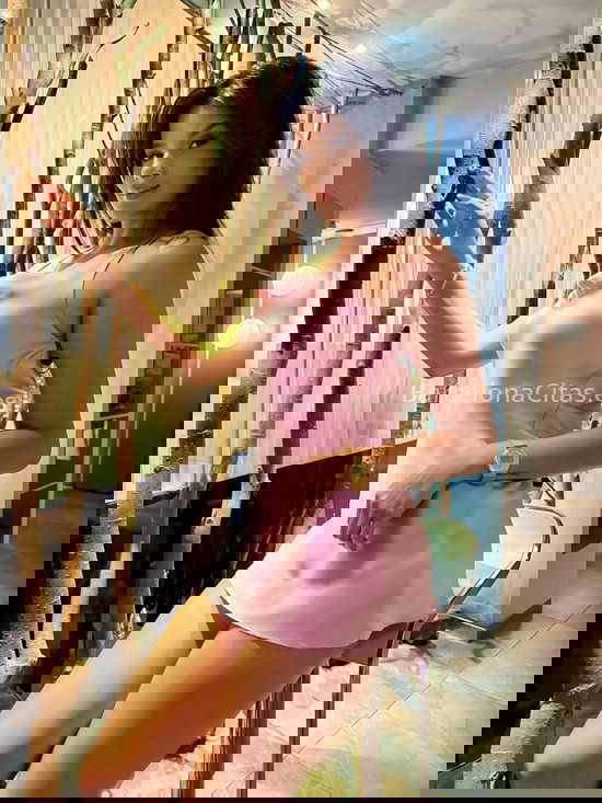 Natalia, jovencita colombiana. 640262584. Citas en BARCELONA, BARCELONA. www.barcelonacitas.es.