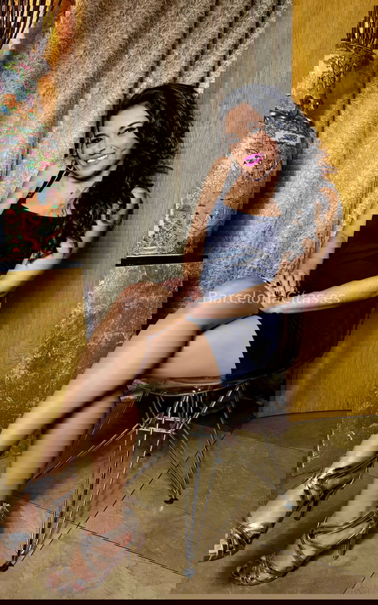 Karly, brasileña. 640262584. Citas en BARCELONA, BARCELONA. www.barcelonacitas.es.