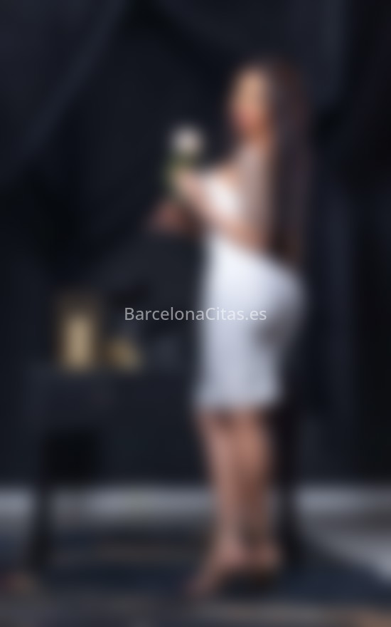 Mirella, brasileña. 685842618. Citas en BARCELONA, BARCELONA. www.barcelonacitas.es.