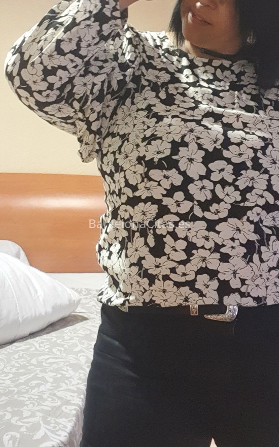 Victoria, mujer curvy. 674408032. Citas en BARCELONA, BARCELONA. www.barcelonacitas.es.