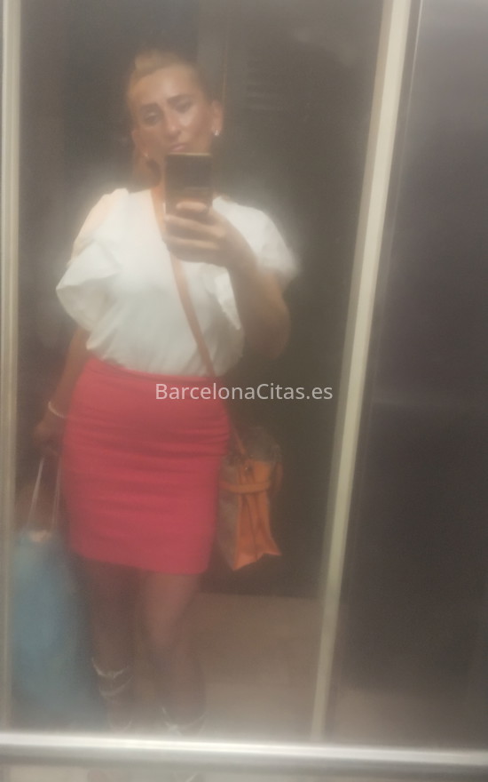 Aliza, mujer húngara. 670411778. Citas en BARCELONA, BARCELONA. www.barcelonacitas.es.