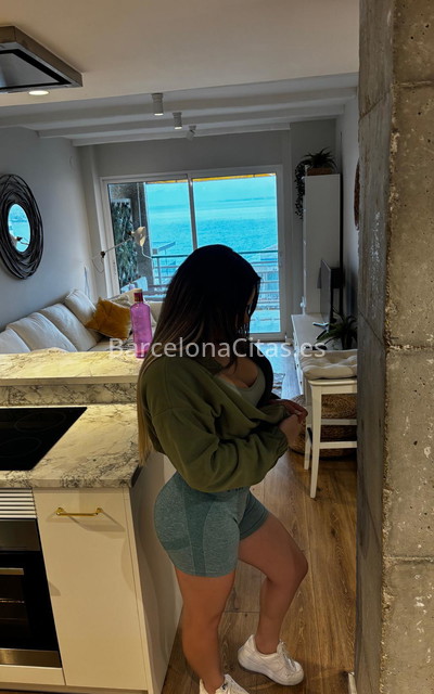 Lulú Angelie, joven trans brasileña . 656385719. Citas en BARCELONA, BARCELONA. www.barcelonacitas.es.