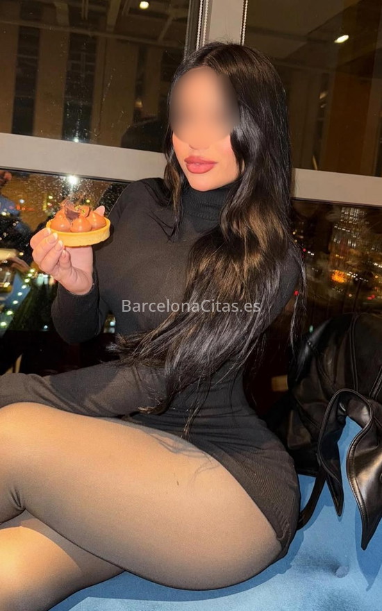 Angelina, joven colombiana. 607339539. Citas en BARCELONA, BARCELONA. www.barcelonacitas.es.