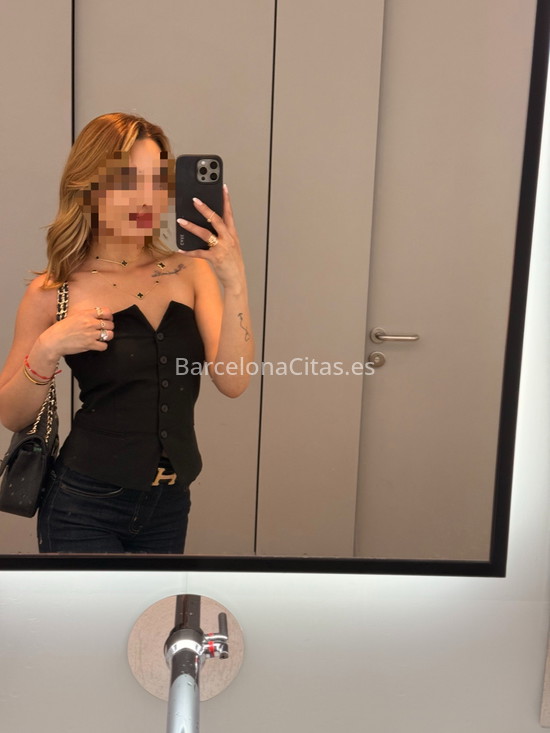 Alicia, brasileña 23 años. 607047707. Citas en BARCELONA, BARCELONA. www.barcelonacitas.es.