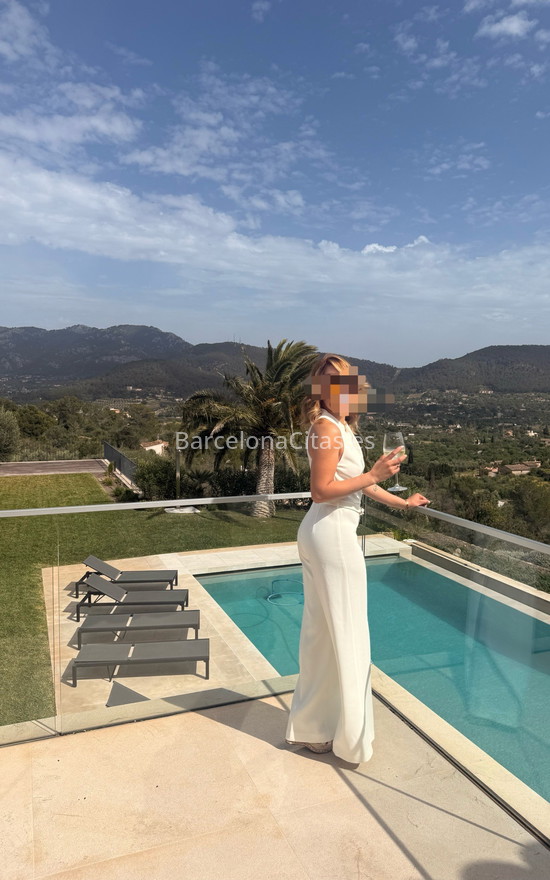 Alicia, brasileña 23 años. 607047707. Citas en BARCELONA, BARCELONA. www.barcelonacitas.es.