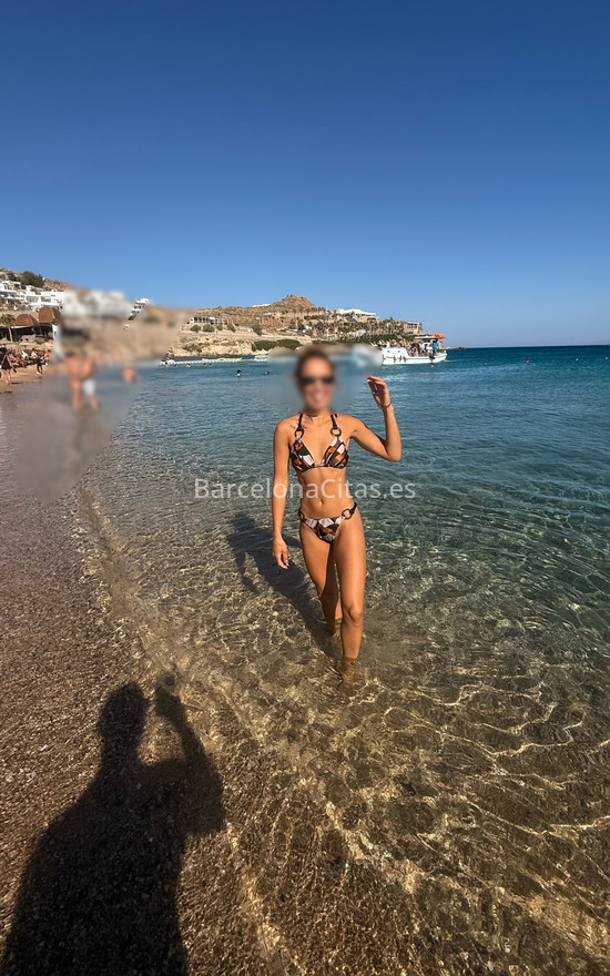 Alicia, brasileña 23 años. 607047707. Citas en BARCELONA, BARCELONA. www.barcelonacitas.es.