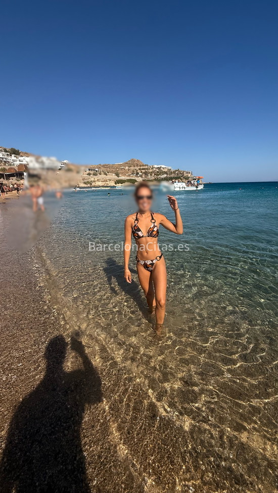 Alicia, brasileña 23 años. 607047707. Citas en BARCELONA, BARCELONA. www.barcelonacitas.es.