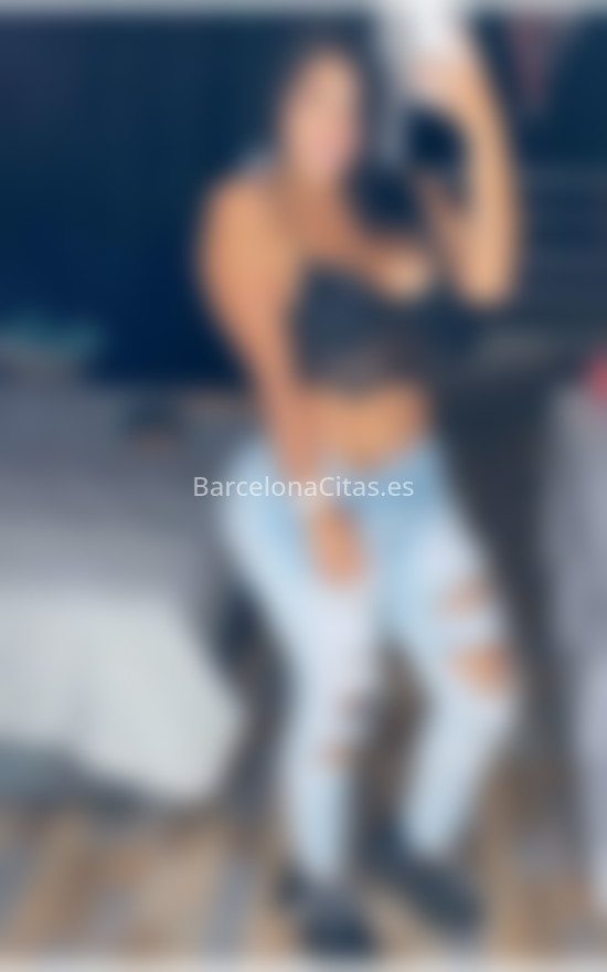Emily. masajista profesional . 647275876. Citas en BARCELONA, BARCELONA. www.barcelonacitas.es.