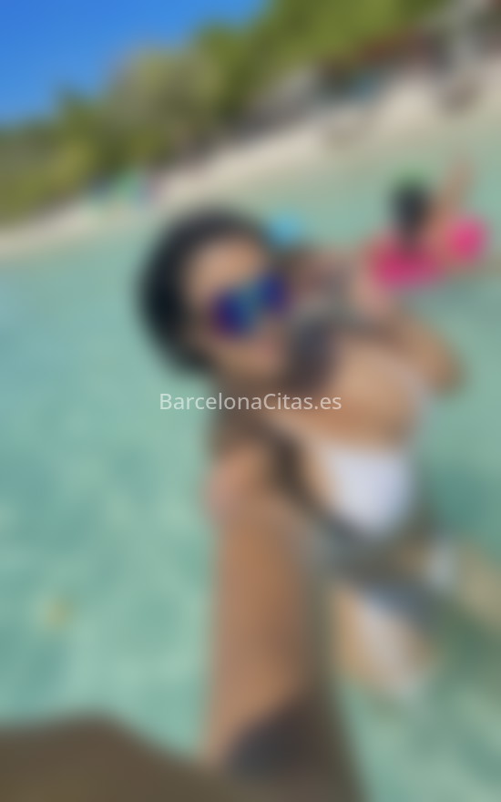 Kendra, latina jovencita . 695992600. Citas en BARCELONA, BARCELONA. www.barcelonacitas.es.
