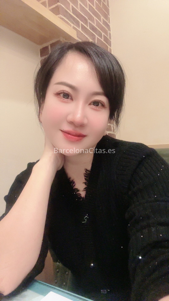 Chica asiática cariñosa . 631643981. Citas en BARCELONA, BARCELONA. www.barcelonacitas.es.