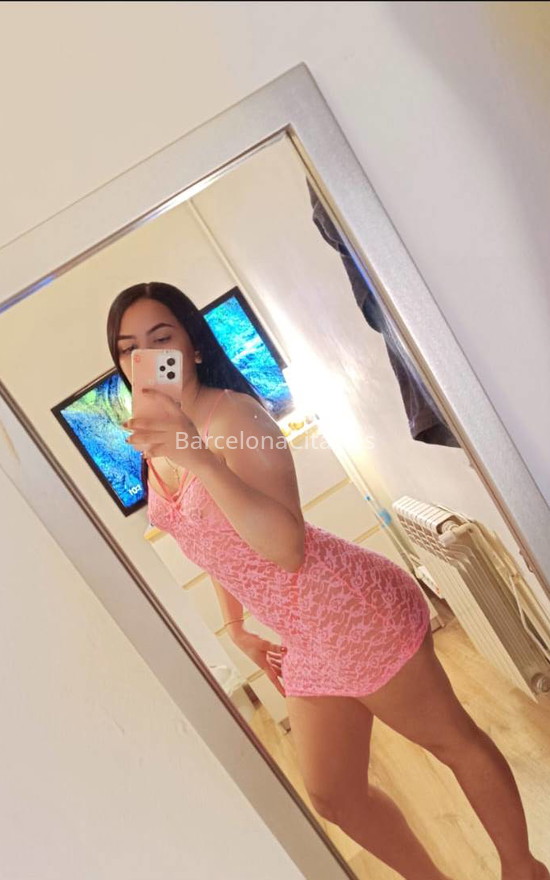 Gaby, joven latina hermosa y amable. 654479341. Citas en BARCELONA, BARCELONA. www.barcelonacitas.es.