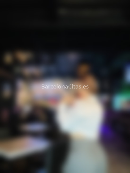 Miel, chica caribeña . 604383813. Citas en BARCELONA, BARCELONA. www.barcelonacitas.es.