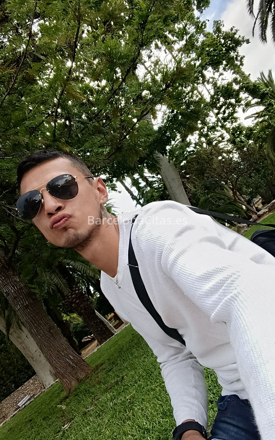 Camilo, buscando hacer amigos aquí. 634325451. Citas en BARCELONA, BARCELONA. www.barcelonacitas.es.