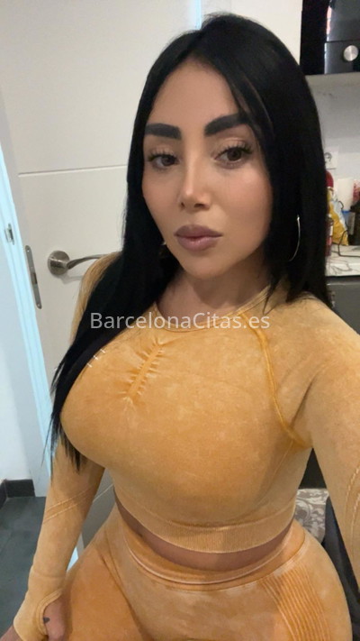 Sofía, con ganas de conocer y disfrutar. 610738251. Citas en BARCELONA, BARCELONA. www.barcelonacitas.es.