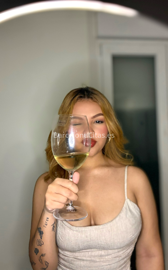 Linda, bonita joven colombiana. 605599665. Citas en BARCELONA, BARCELONA. www.barcelonacitas.es.